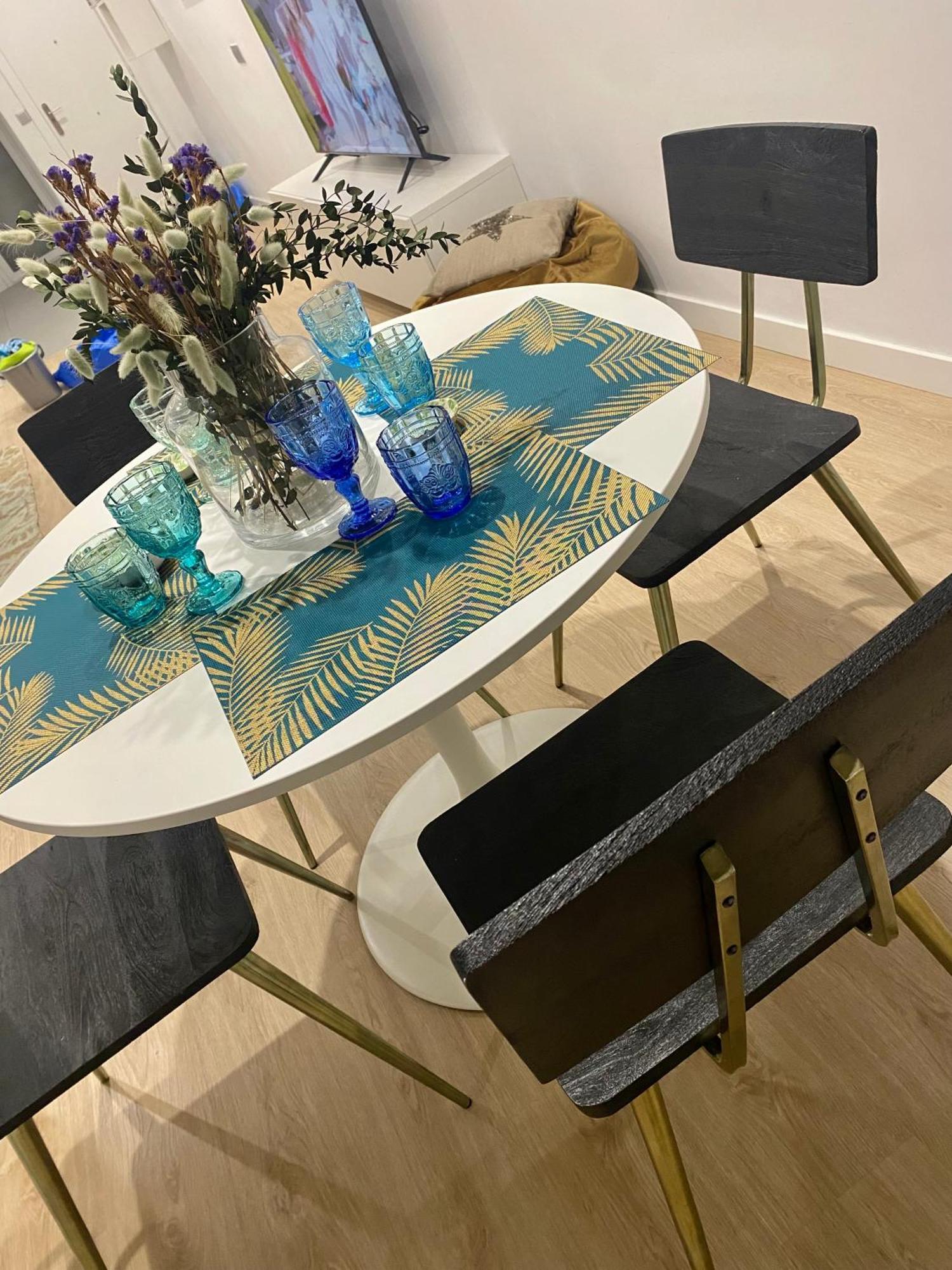 Barcelona Chic Apartments- Free Parking - 10 Min From Bcn City Centre By Metro 외부 사진